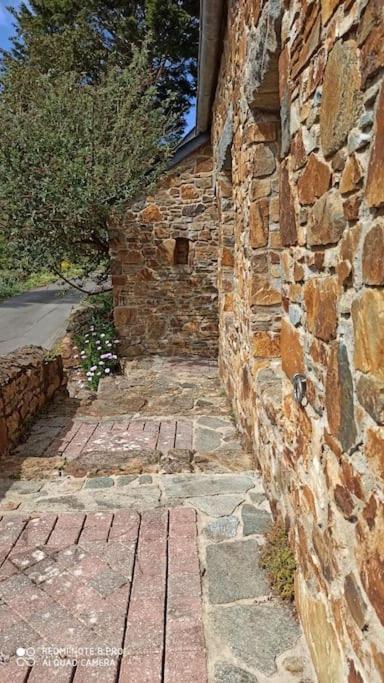 Charmante petite maison de pêcheur - Proche Ile de Bréhat et GR34 Lézardrieux Extérieur photo